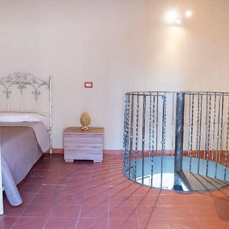 238 Holiday House Катания Экстерьер фото