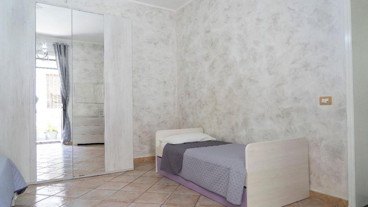 238 Holiday House Катания Экстерьер фото