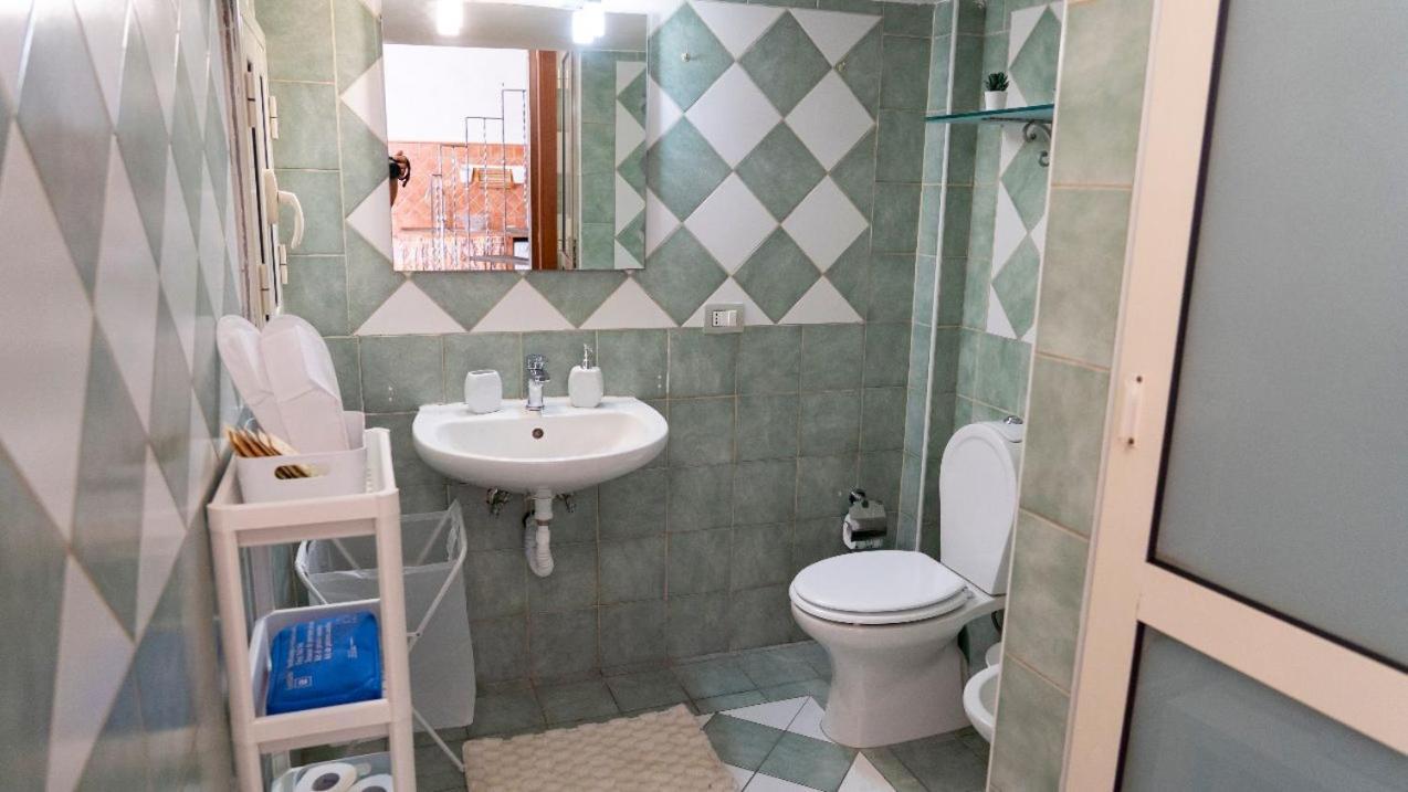 238 Holiday House Катания Экстерьер фото