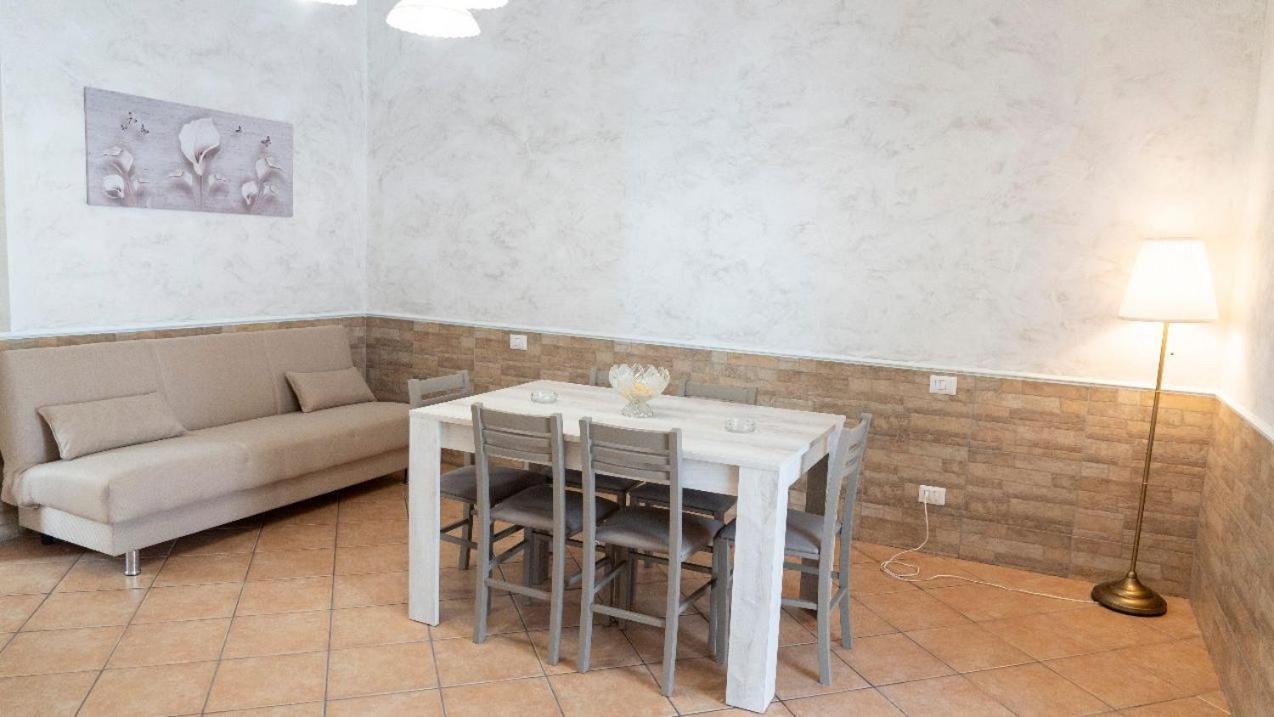238 Holiday House Катания Экстерьер фото